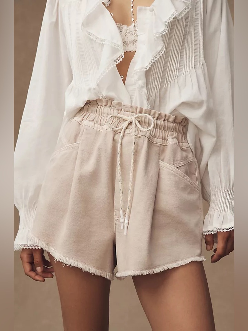 Anthropologie Pilcro Beige Drawstring Paperbag Waist pull on Women's Shorts